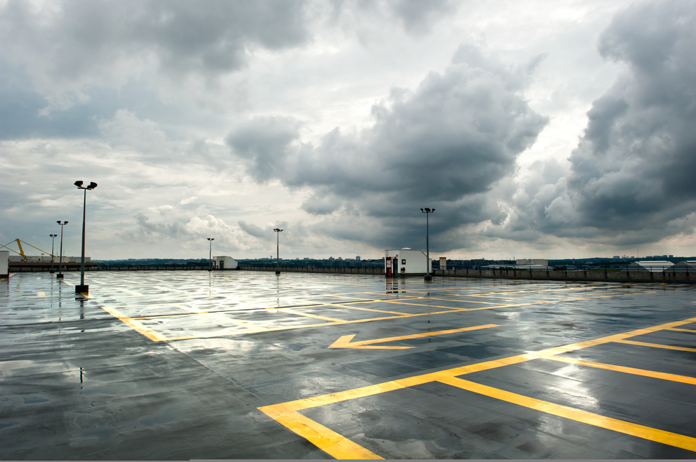 How Paving Can Impact Parking Lot Drainage and Water Management